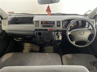 2005 Toyota Hiace - Thumbnail
