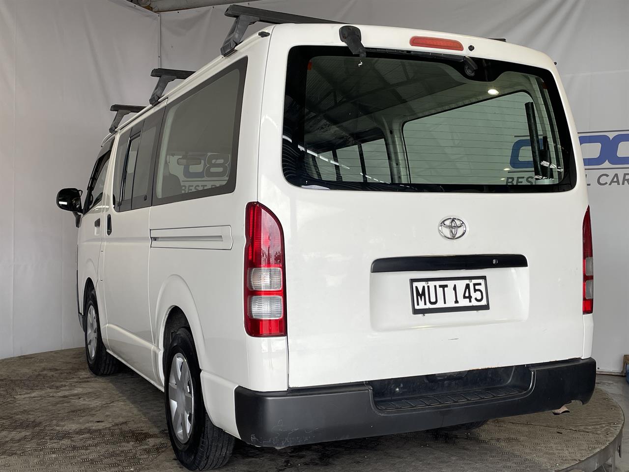 2009 Toyota Hiace