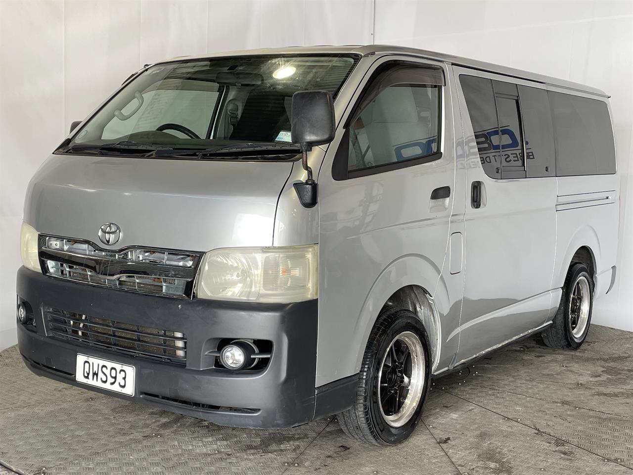 2005 Toyota Hiace