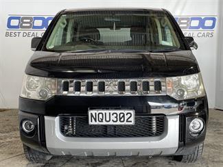 2010 Mitsubishi Delica - Thumbnail