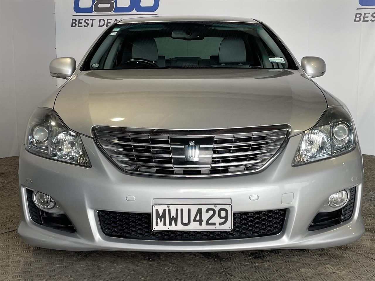 2009 Toyota Crown
