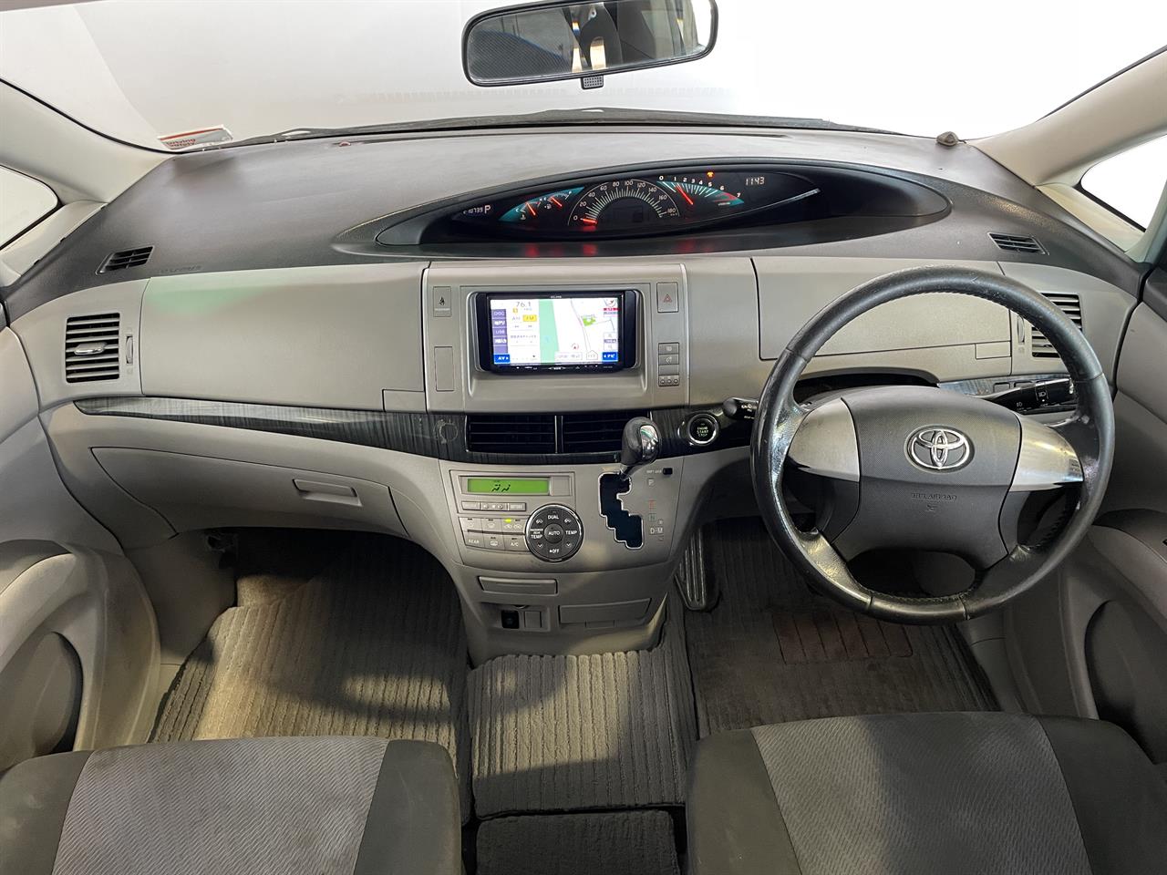 2006 Toyota Estima