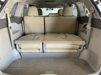 2012 Toyota Estima - Thumbnail