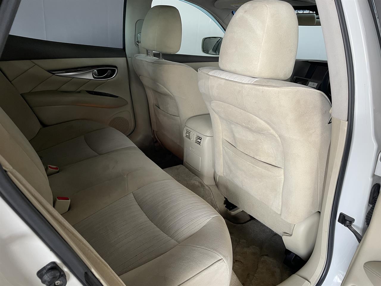 2011 Nissan Fuga