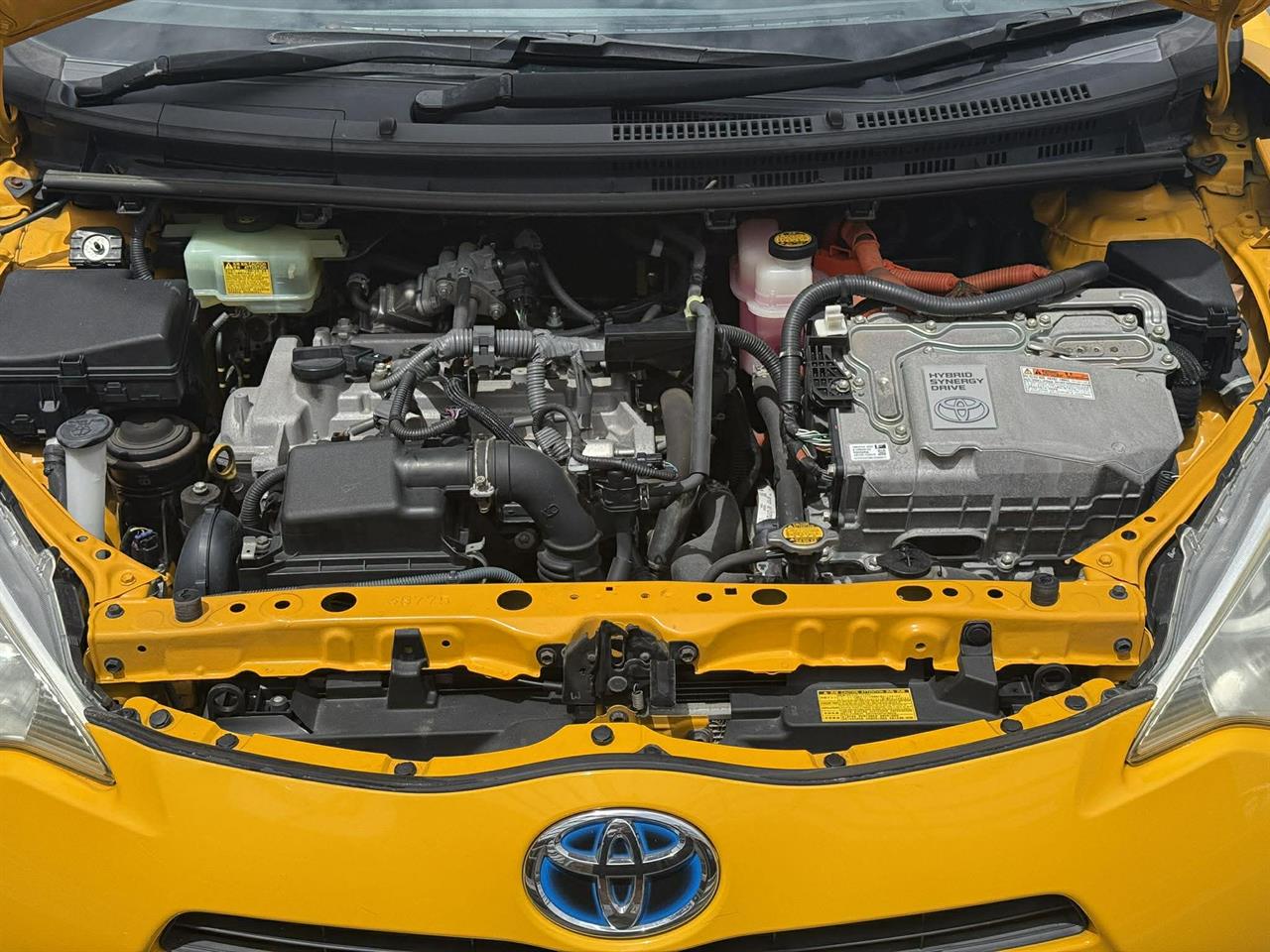 2013 Toyota Aqua