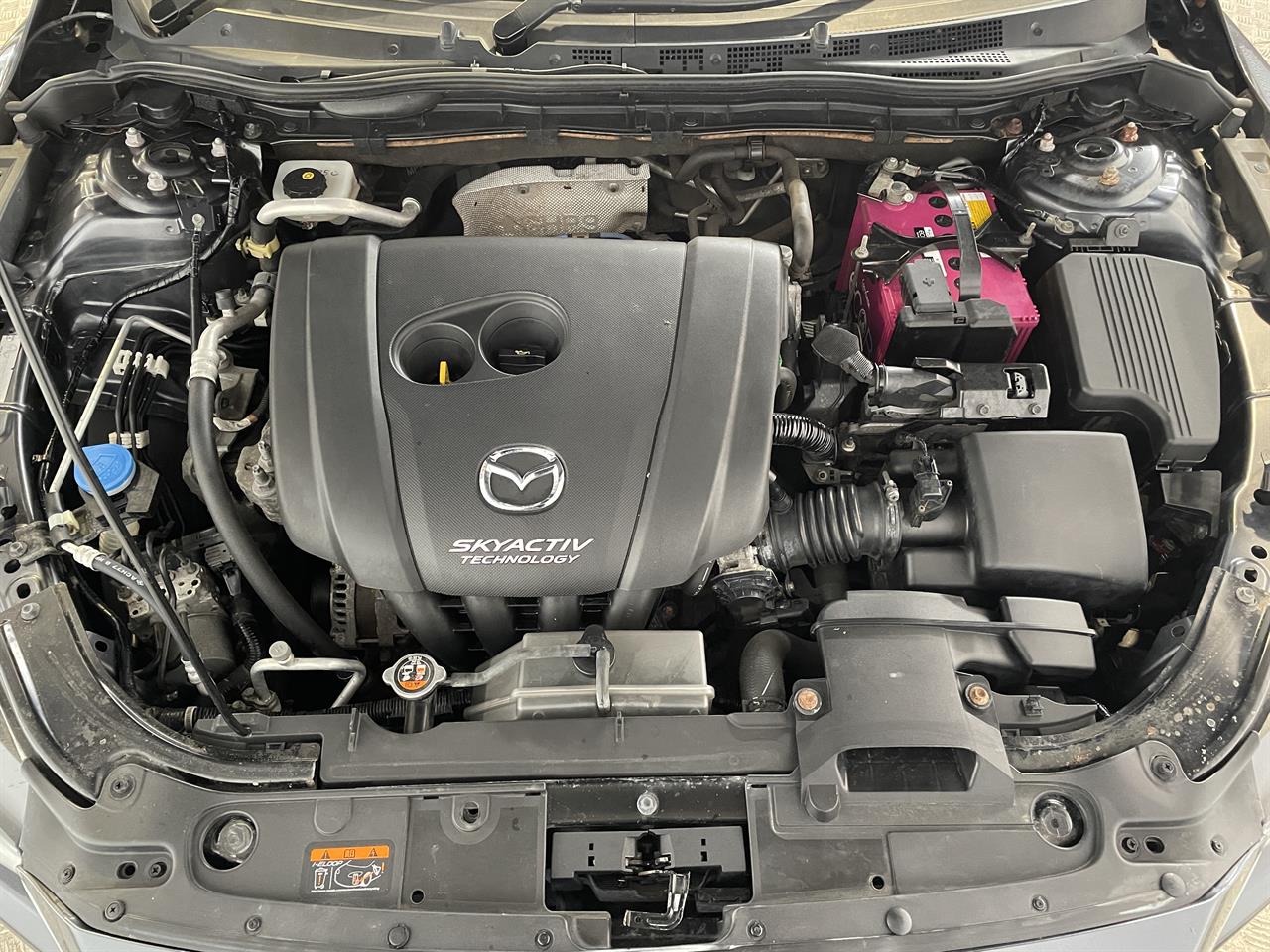 2014 Mazda Atenza