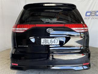 2006 Toyota Estima - Thumbnail