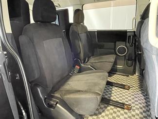 2010 Mitsubishi Delica - Thumbnail