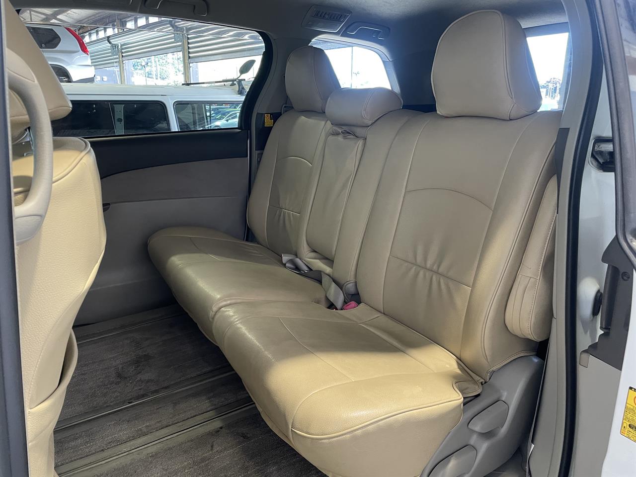 2012 Toyota Estima