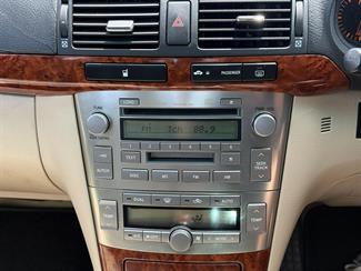 2004 Toyota Avensis - Thumbnail