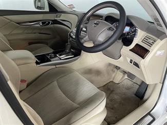 2011 Nissan Fuga - Thumbnail