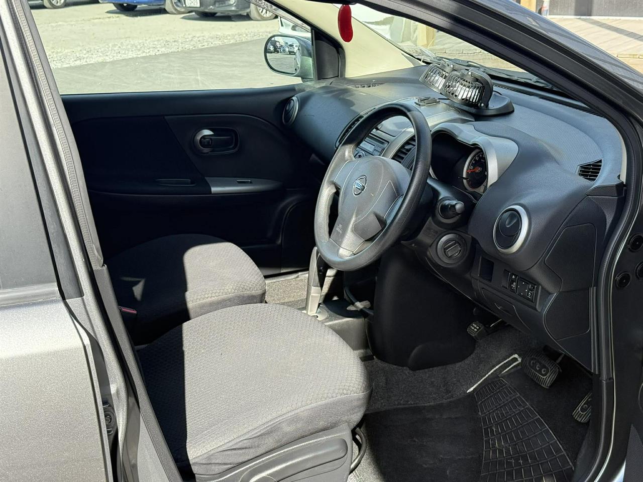 2006 Nissan Note