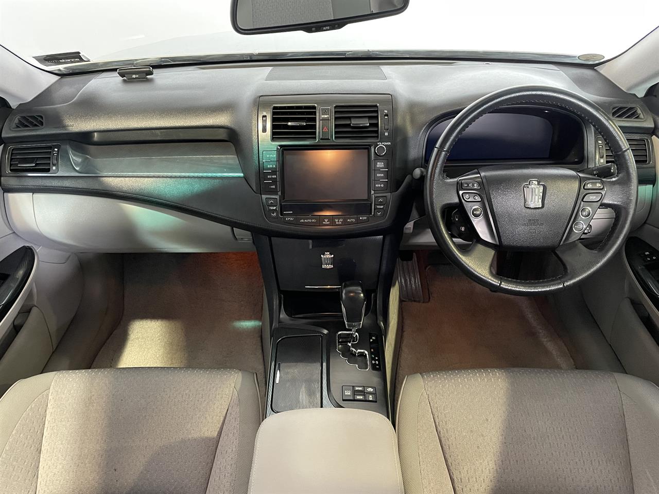 2009 Toyota Crown