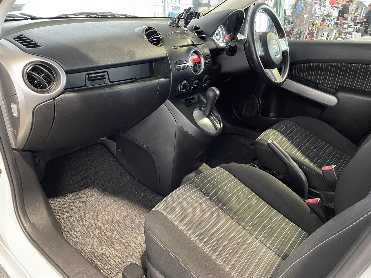 2009 Mazda Demio