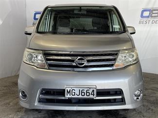 2008 Nissan Serena - Thumbnail