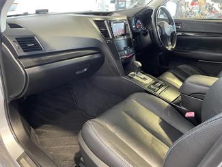 2013 Subaru Legacy - Thumbnail
