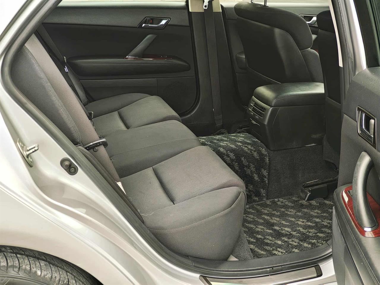 2006 Toyota Markx