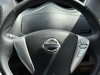 2012 Nissan Serena - Thumbnail