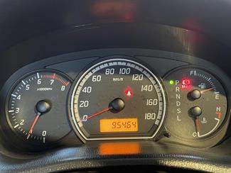 2009 Suzuki Swift - Thumbnail