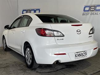 2011 Mazda Axela - Thumbnail