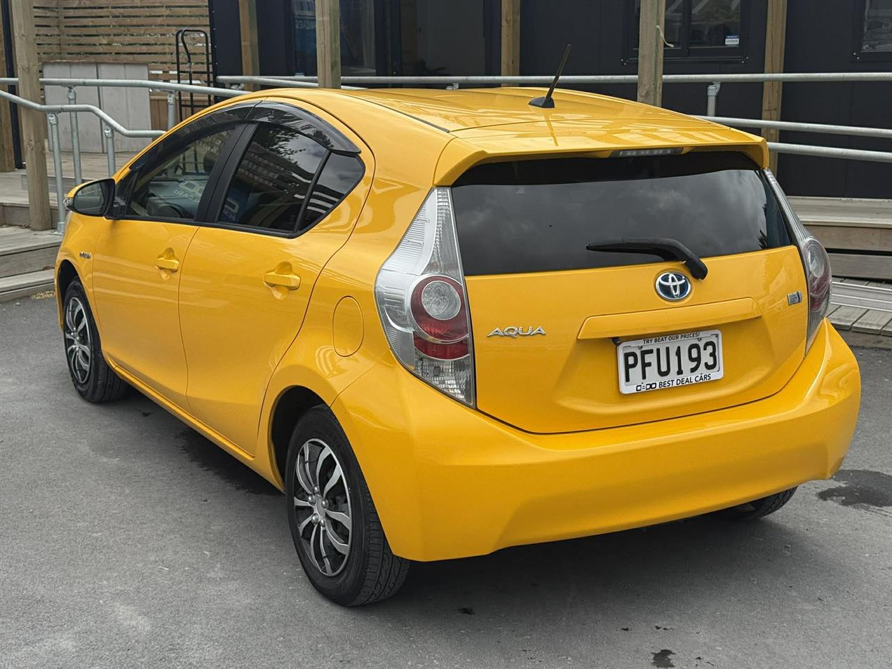 2013 Toyota Aqua