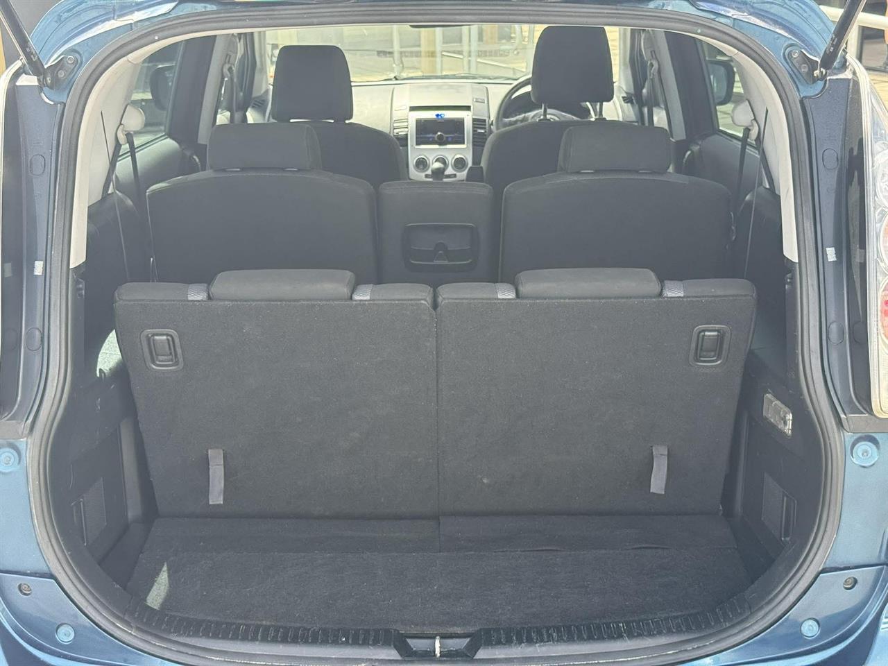 2005 Mazda Premacy