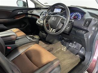 2010 Honda Odyssey - Thumbnail