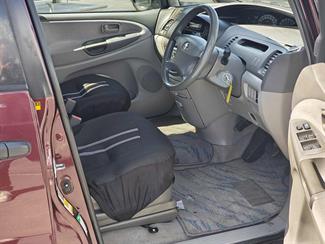 2000 Toyota Estima - Thumbnail