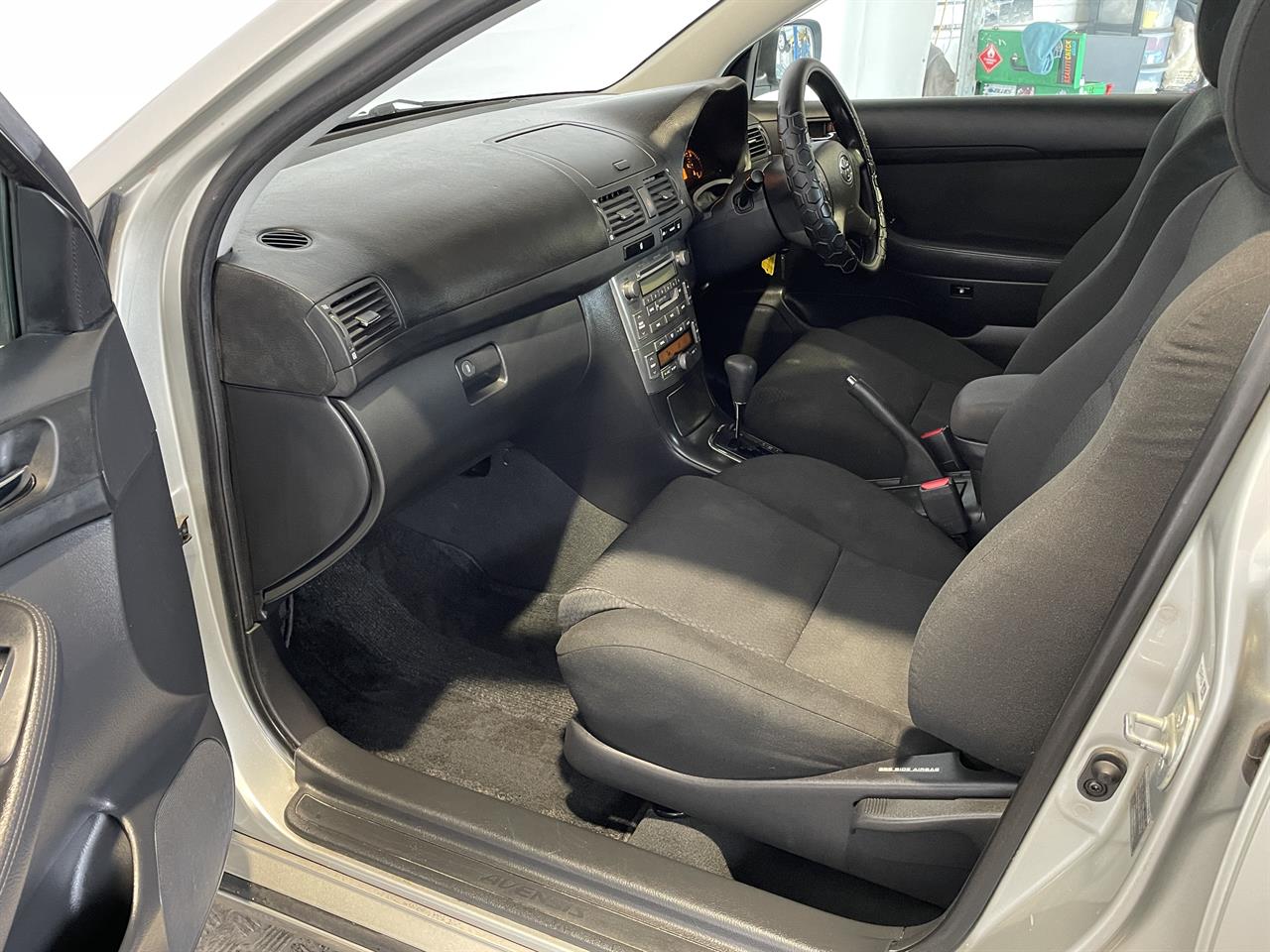2006 Toyota Avensis