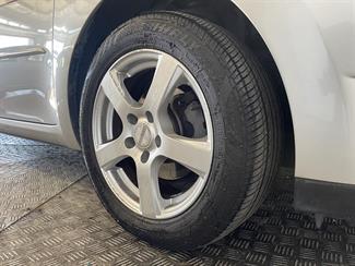 2007 Toyota Auris - Thumbnail