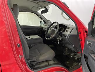 2014 Toyota Hiace - Thumbnail