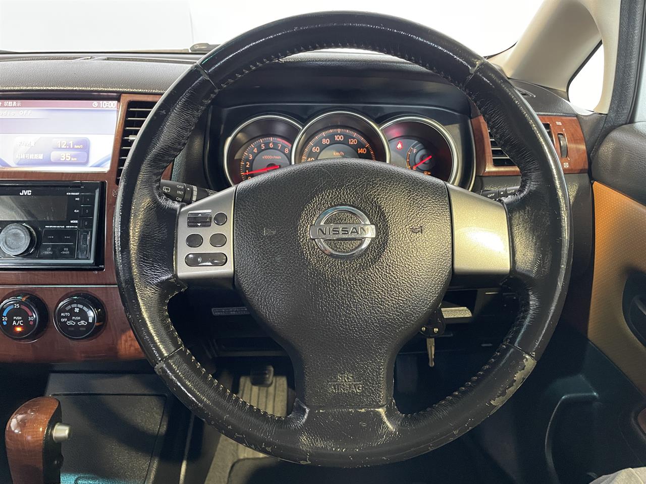 2006 Nissan Tiida
