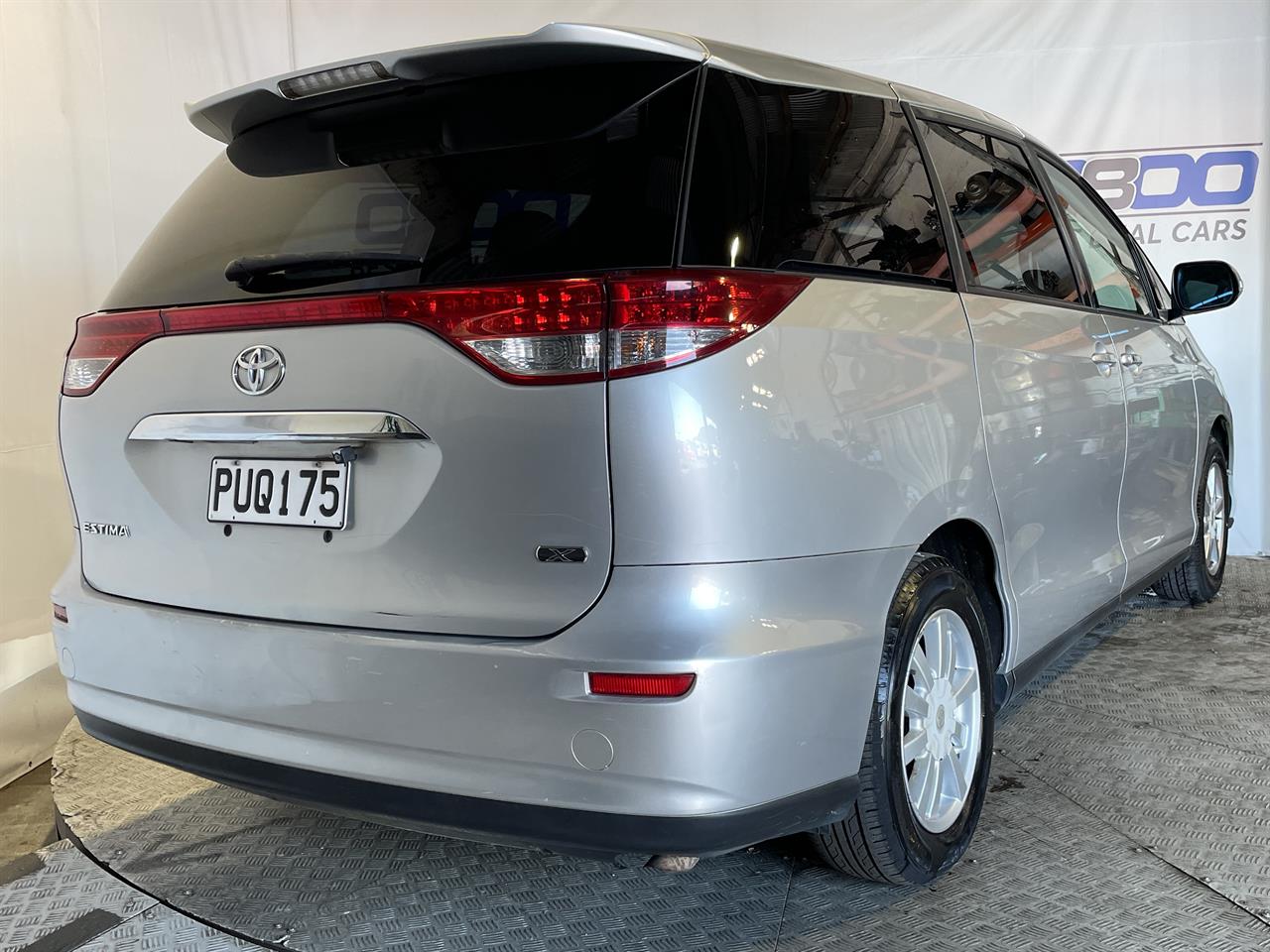 2010 Toyota Estima