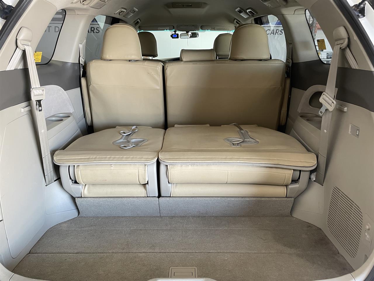 2012 Toyota Estima