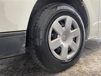 2006 Toyota Hiace - Thumbnail