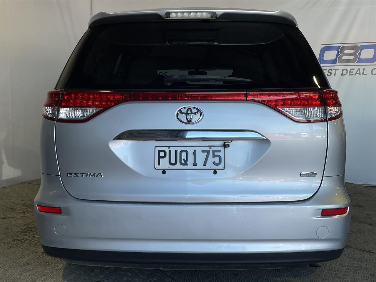 2010 Toyota Estima