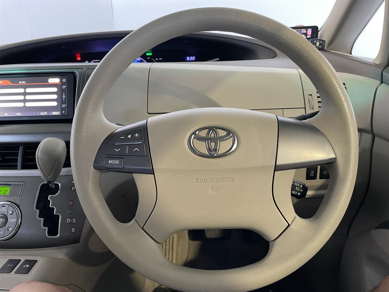 2012 Toyota Estima