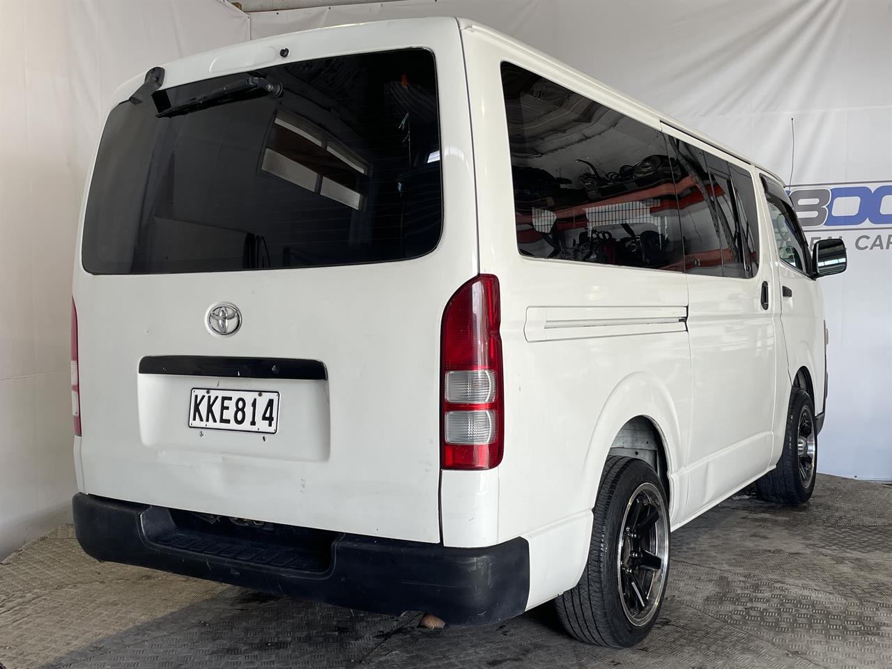 2005 Toyota Hiace