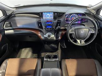 2010 Honda Odyssey - Thumbnail