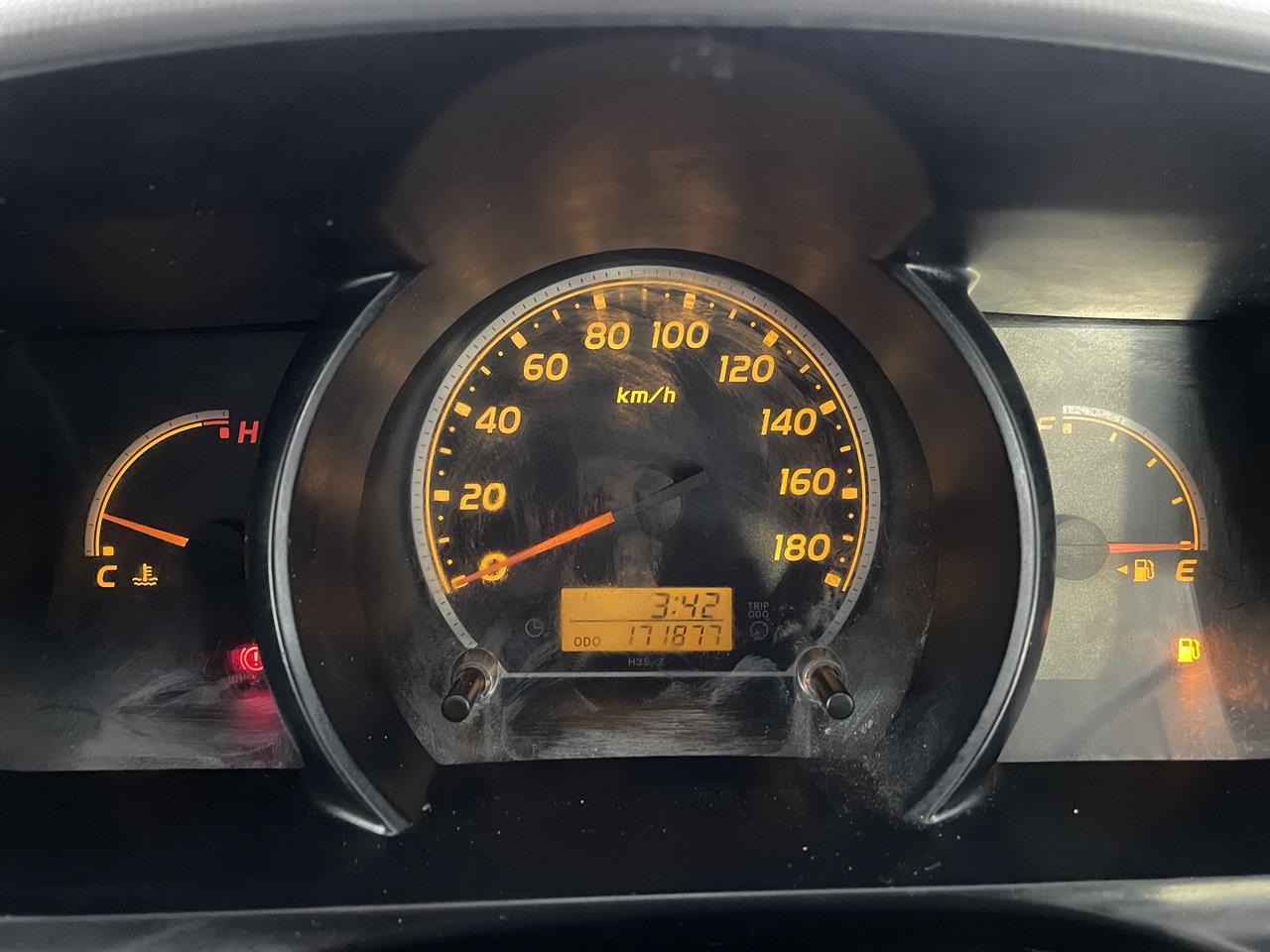 2005 Toyota Hiace