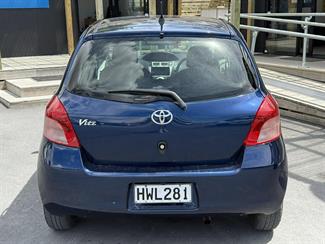2005 Toyota Vitz - Thumbnail