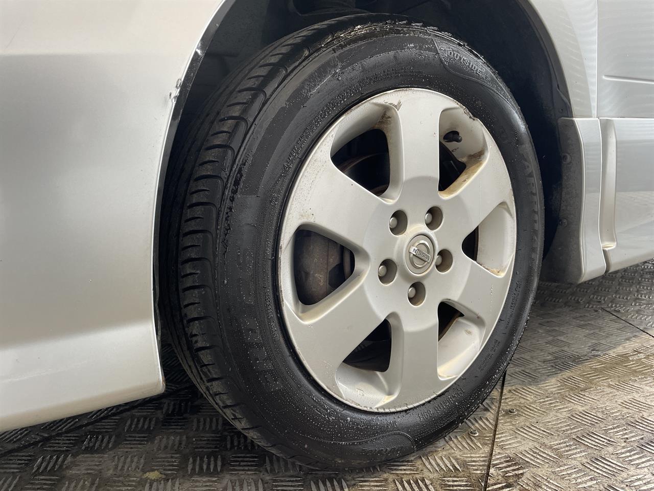 2008 Nissan Serena