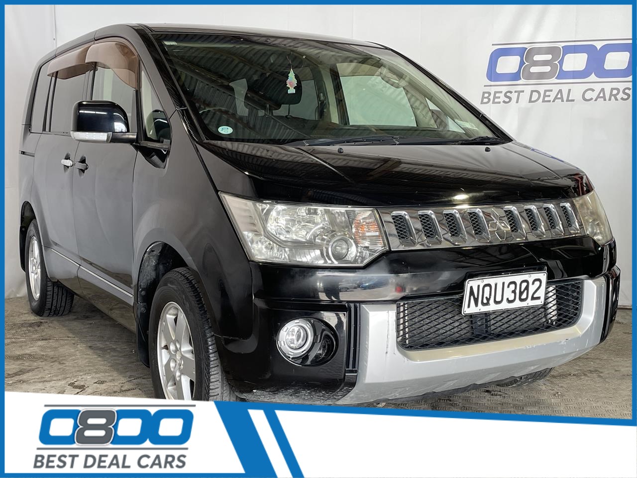 2010 Mitsubishi Delica