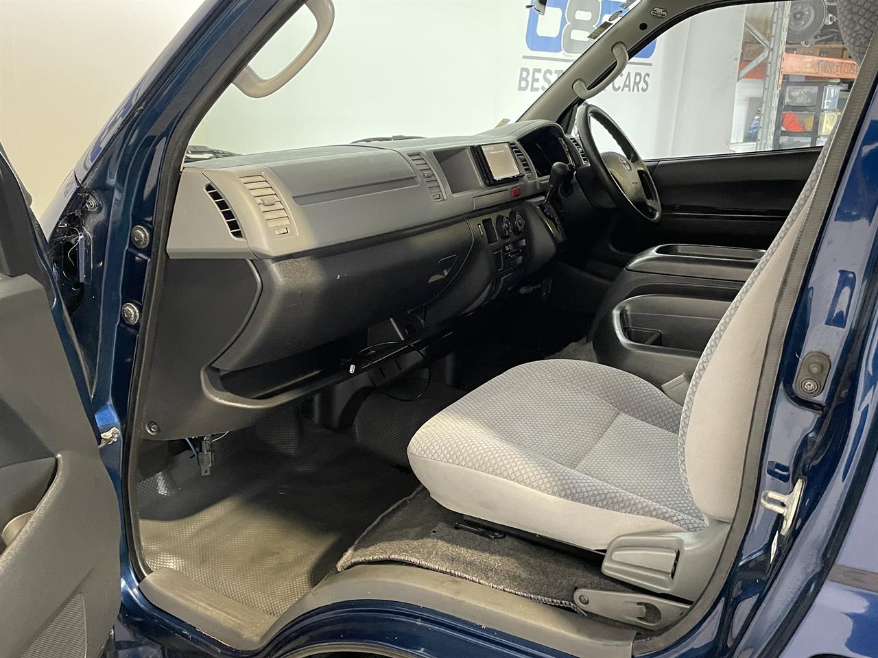 2007 Toyota Hiace