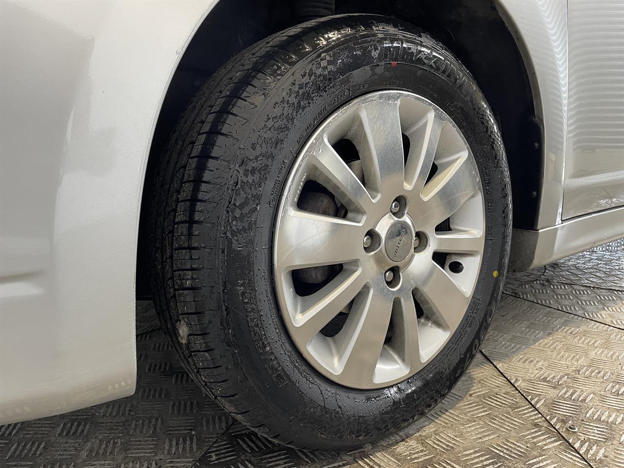 2006 Nissan Tiida