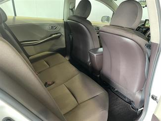 2010 Toyota SAI - Thumbnail