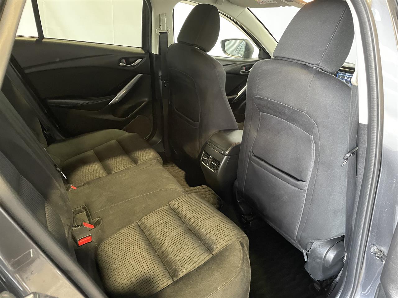 2014 Mazda Atenza