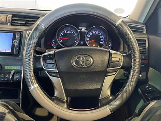 2011 Toyota Markx - Thumbnail